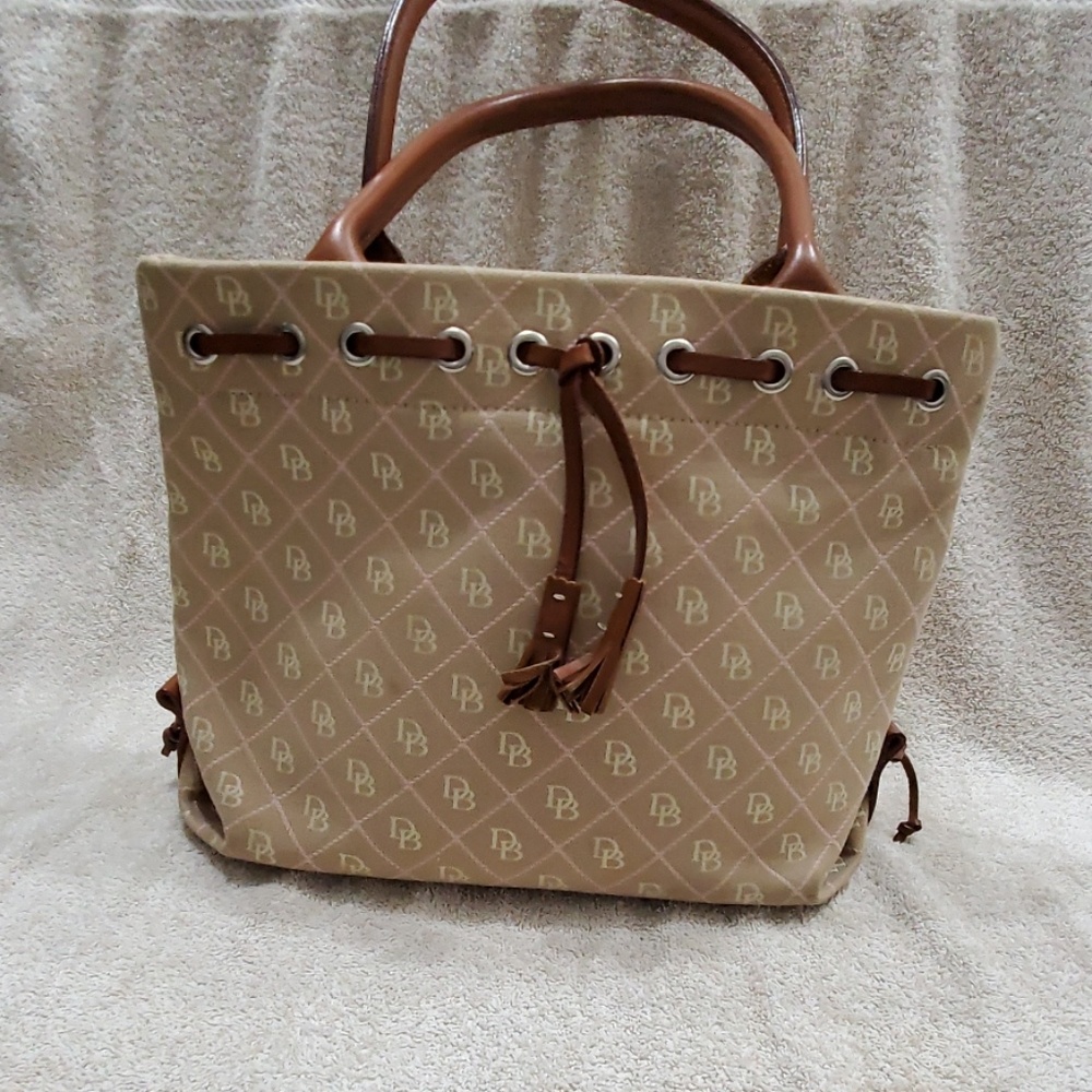 Dooney and Bourke Handbag